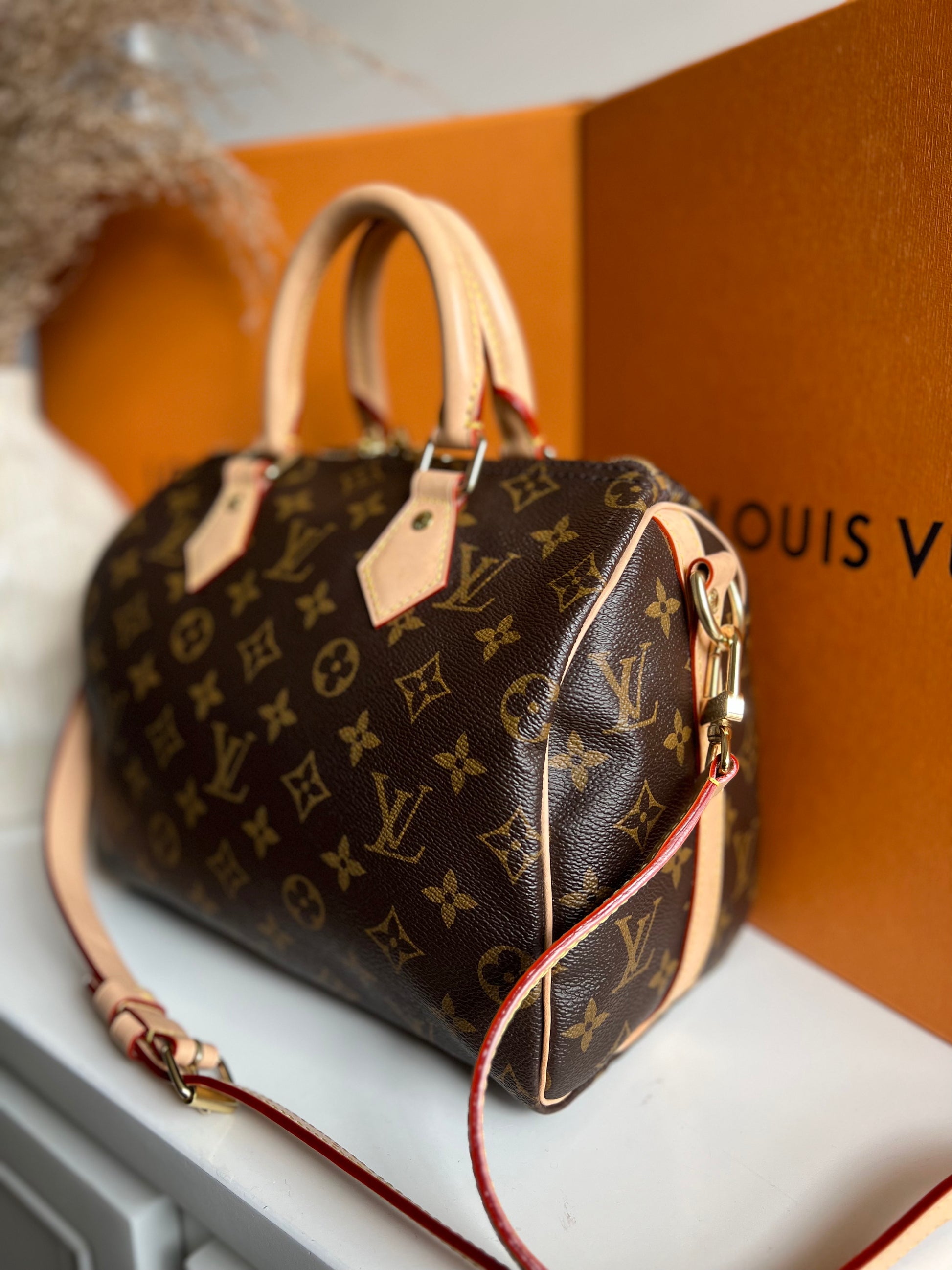 LV Speedy 25 monogram boutique quality , Luxury, Bags & Wallets on